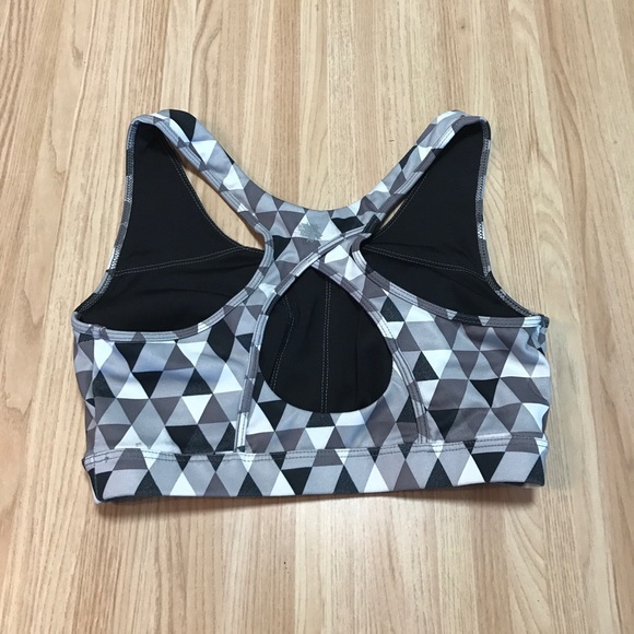 High Impact Sports Bra - Picture 2 of 4